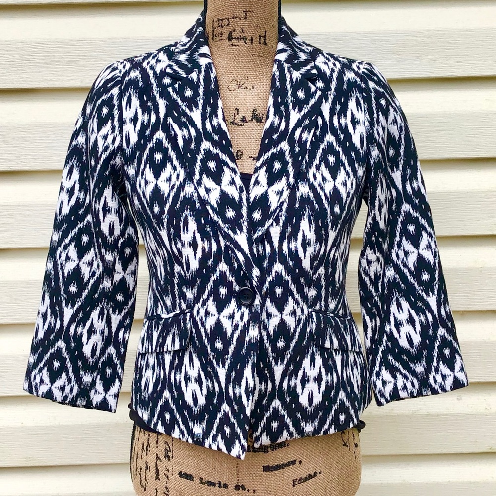 Talbots Petites Black & White Blazer Size 2P NWT